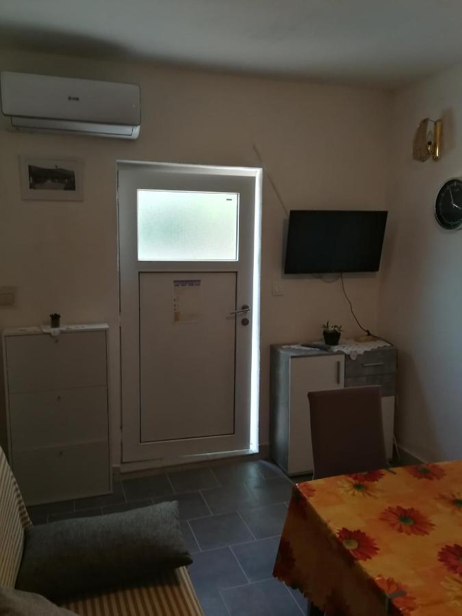 Apartment Luka Trogir Oda fotoğraf